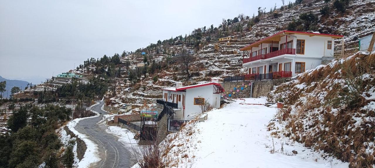 The Vintage Hill Village - Himalayan Boutique Resort Kanatal Exterior photo