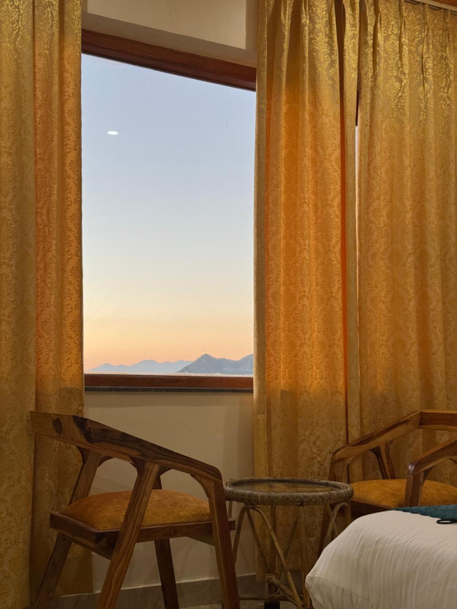 The Vintage Hill Village - Himalayan Boutique Resort Kanatal Exterior photo